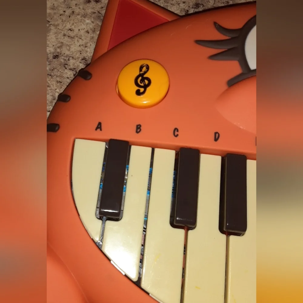 B. MEOWSIC KEYBOARD